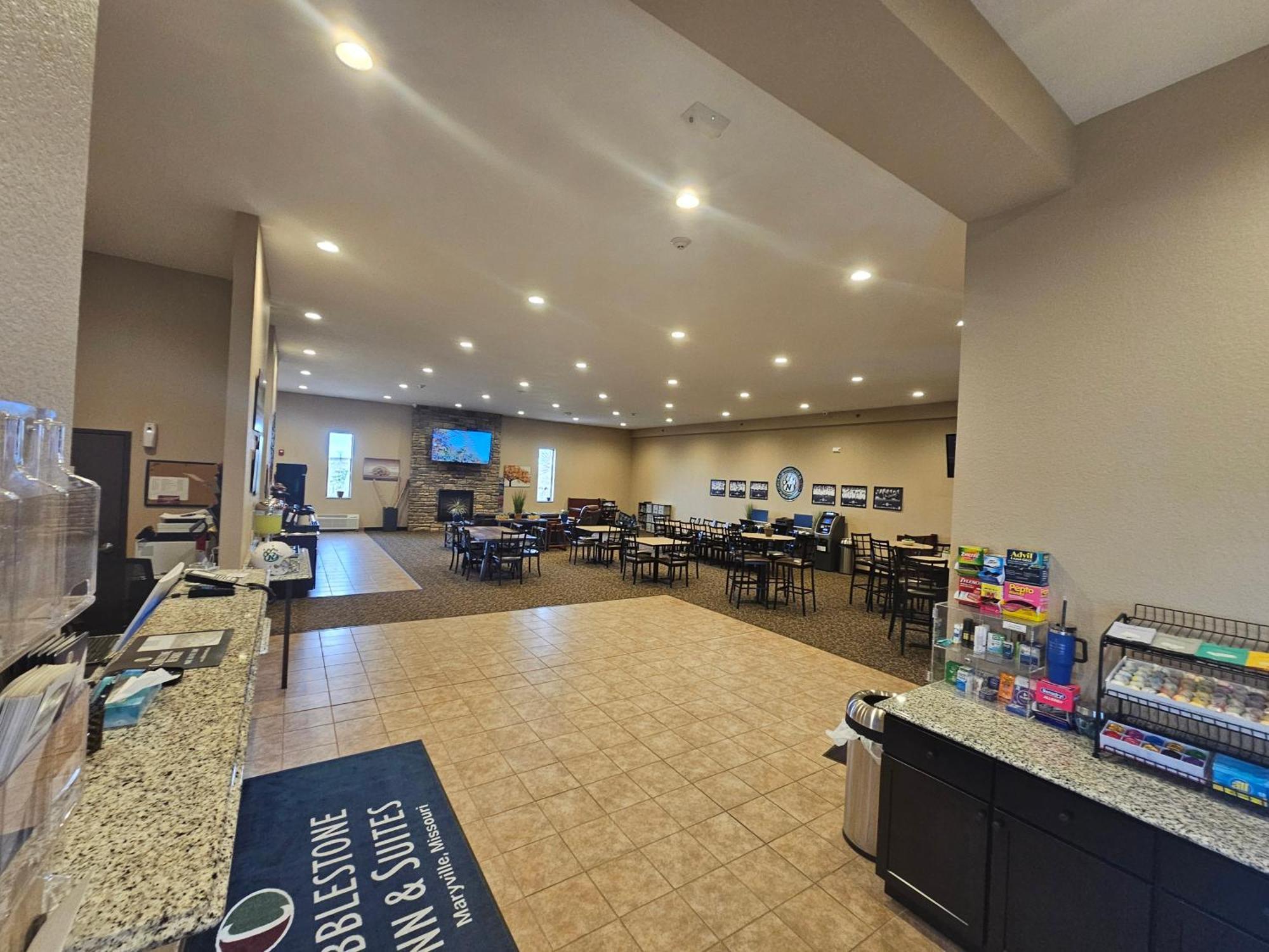 Cobblestone Inn & Suites Maryville Ngoại thất bức ảnh