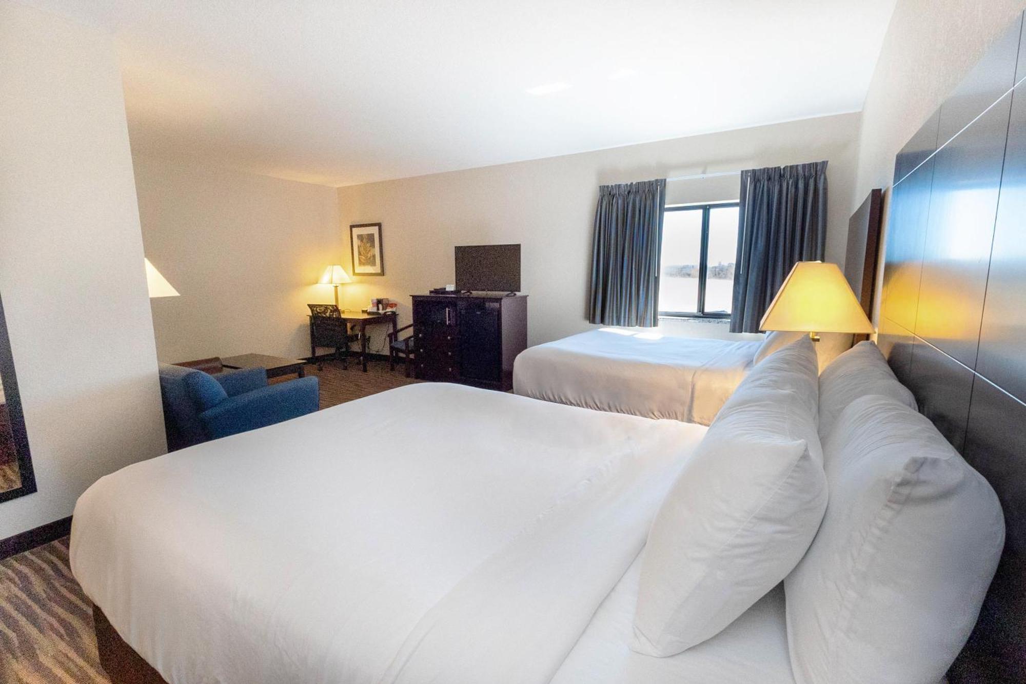 Cobblestone Inn & Suites Maryville Ngoại thất bức ảnh